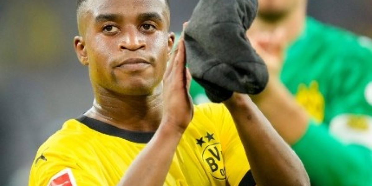 Il giovane del Dortmund Mukoko potrebbe partire l'anno prossimo