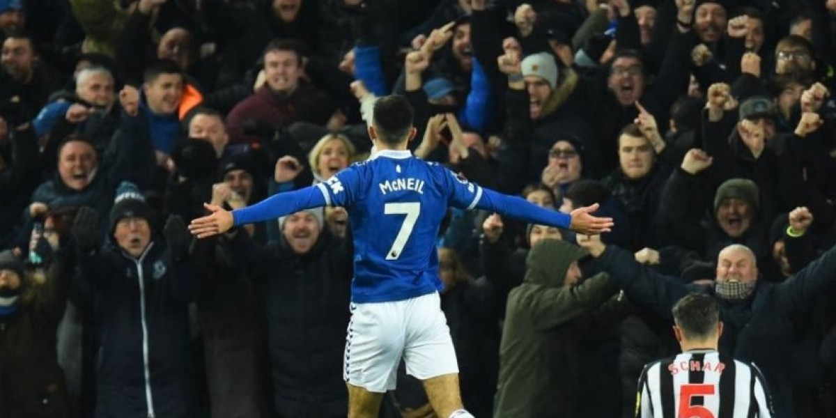 Everton 3-0 Newcastle: Sean Dyche's side in 'psychologically massive' climb out of bottom three