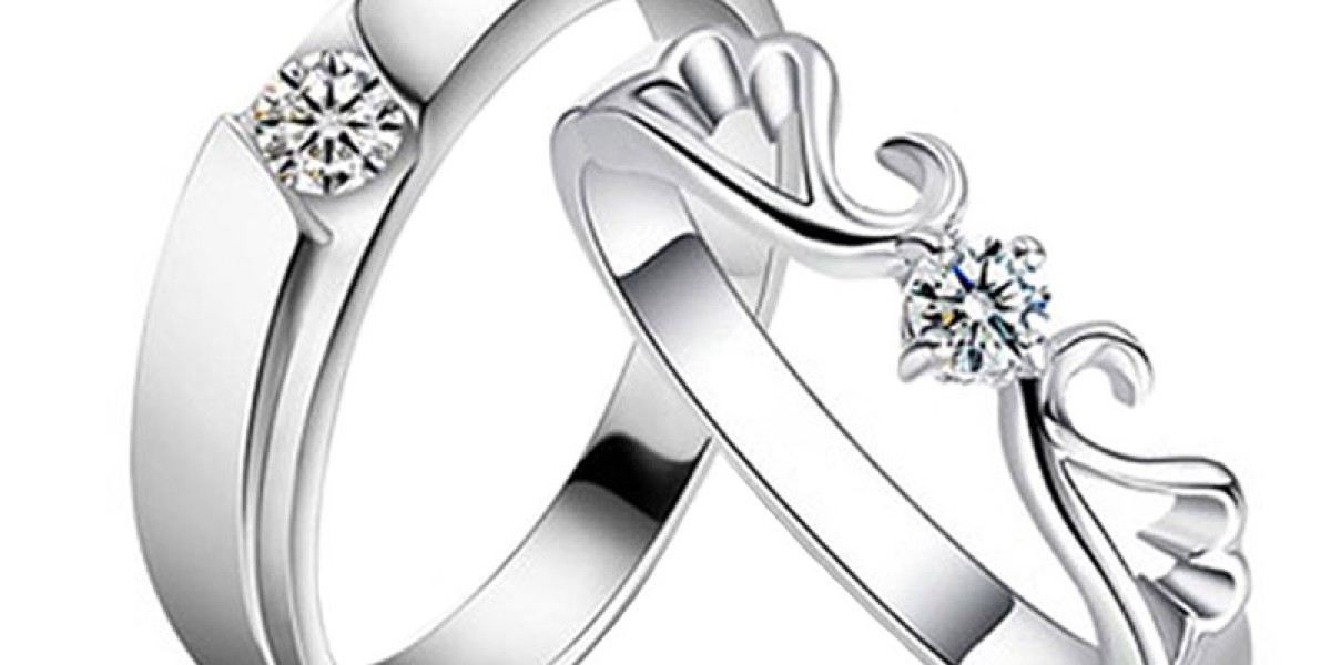 14K White Gold Diamond Ring that can be stacked